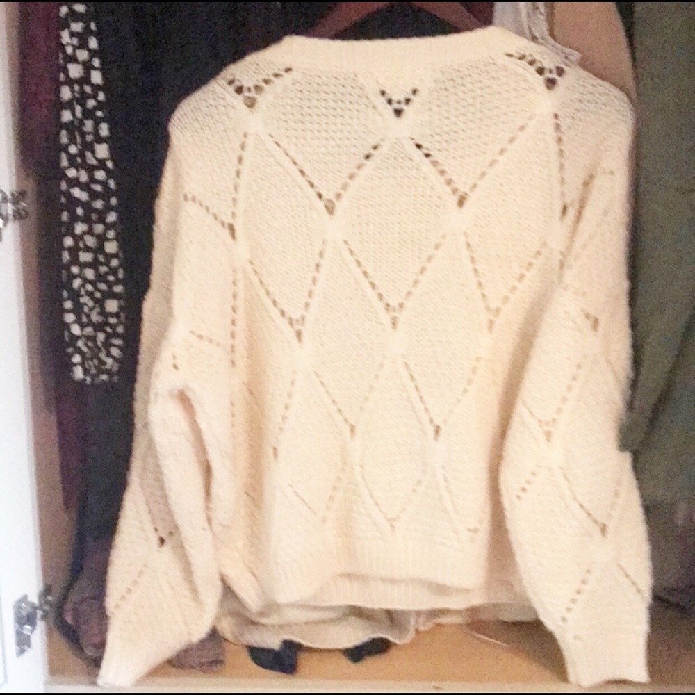 Elodie Light Pink Crop Sweater - Picture 3 of 4